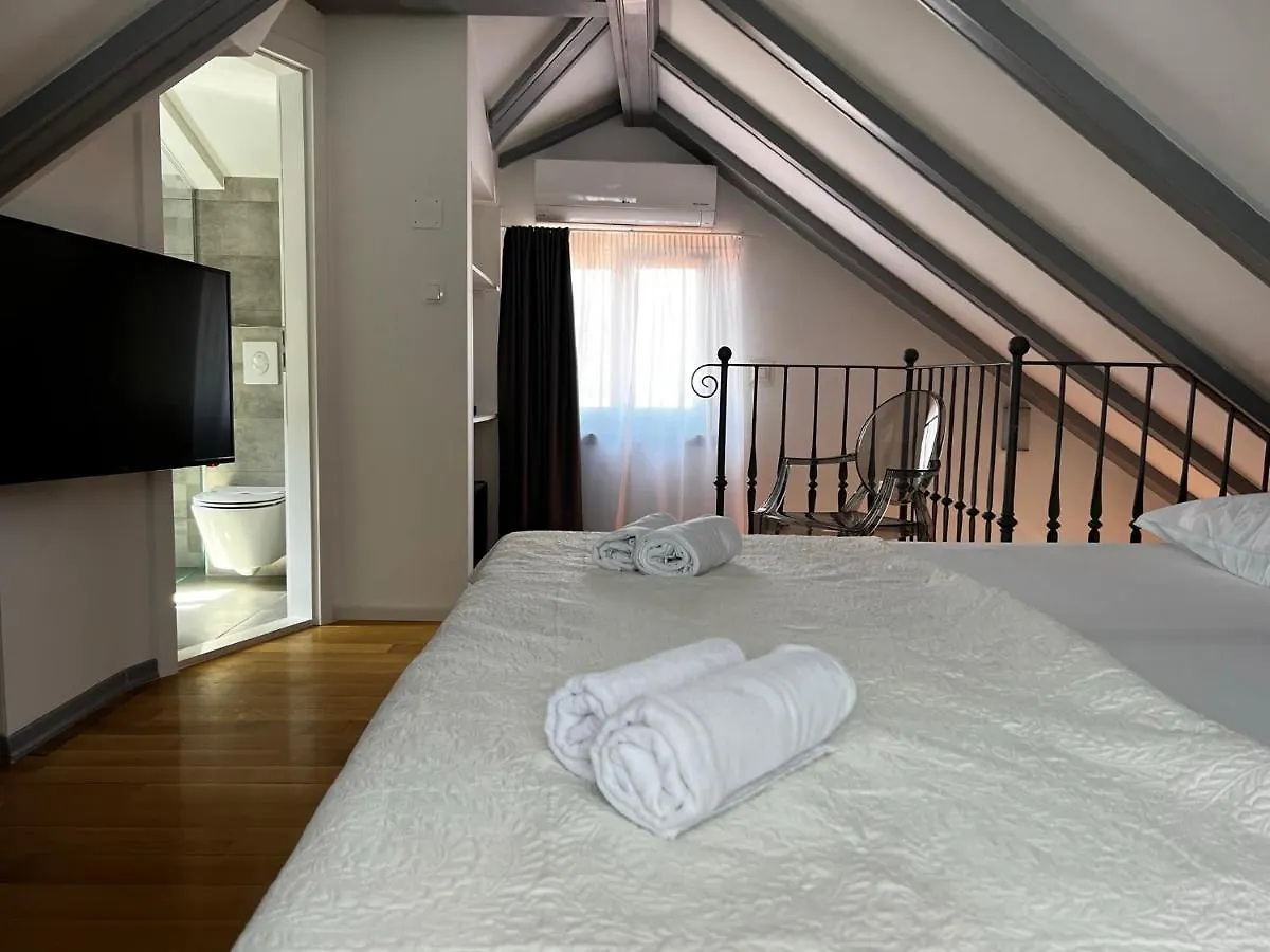 Guest house Tri Lava Luxury Living Hotel Split