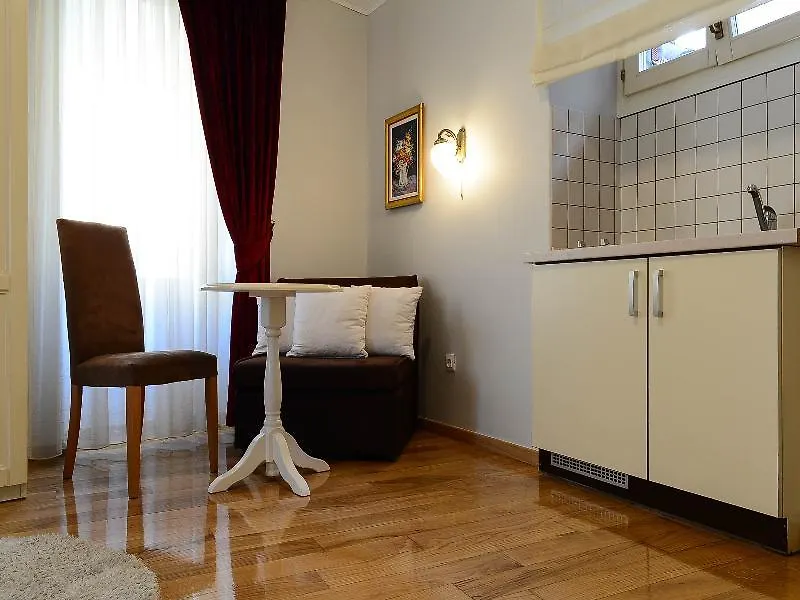 Guest house Tri Lava Luxury Living Hotel Split