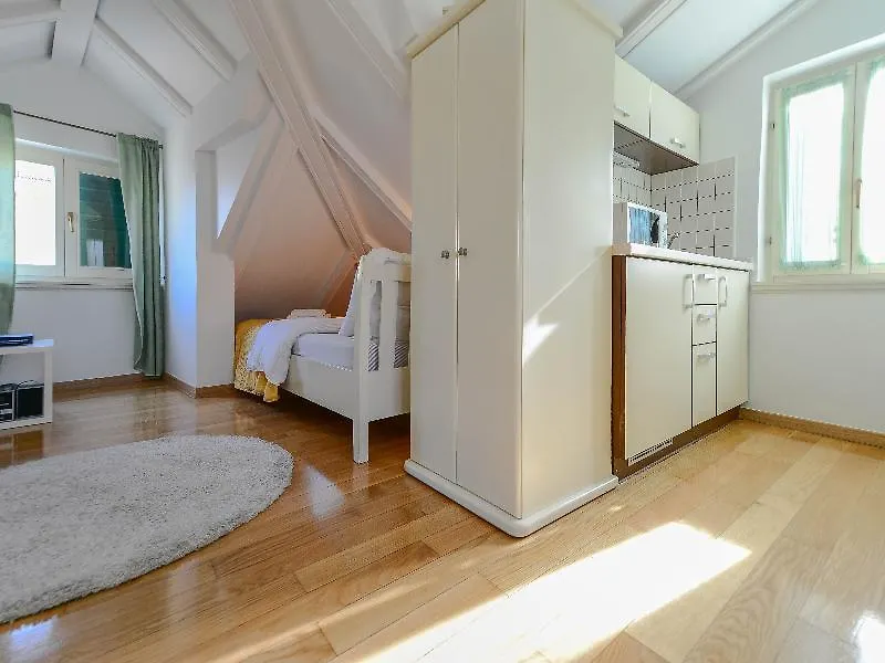 **** Guest house Tri Lava Luxury Living Hotel Split Croatia